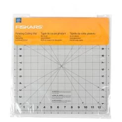 Fiskars 14" X 14" Rotating Cutting MatFiskars #100590 -Fabric Sewing Store 01 00059f 14x14rotatingcuttingmat package