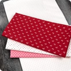 Hedge Roses Quilt KitFeaturing The Flower Farm By Bunny Hill Designs -Fabric Sewing Store hedge roses qk2